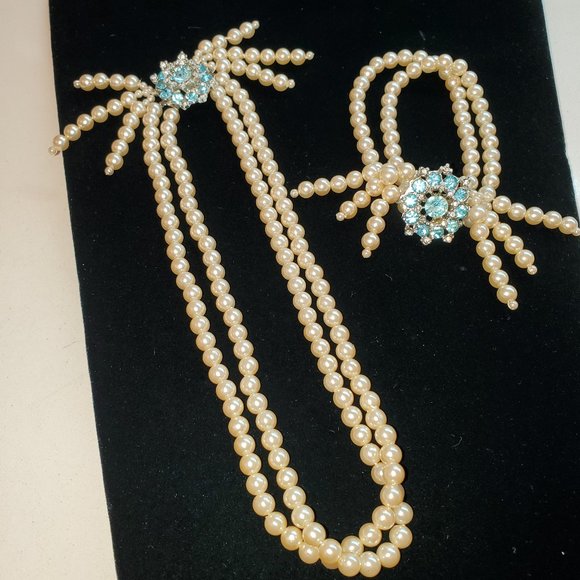 TRUE VINTAGE NECKLACE AND MATCHING BRACELET SET - Picture 1 of 2